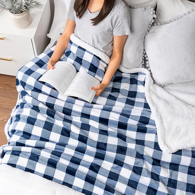 PAVILIA White and Navy Blue Buffalo Plaid Sherpa Throw Blanket for Couch Twin, Soft Fuzzy Flannel Blanket for Bed, Plush Checkered Fleece Blanket and Throws, Warm Thick Winter Blanket Gift, 60x80